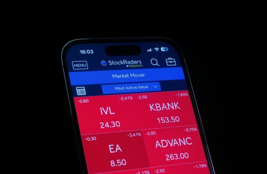 Improve Your Digital 120925220 Marketing Platform